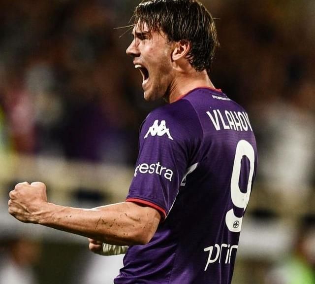 竞争激烈的 竞争激烈的