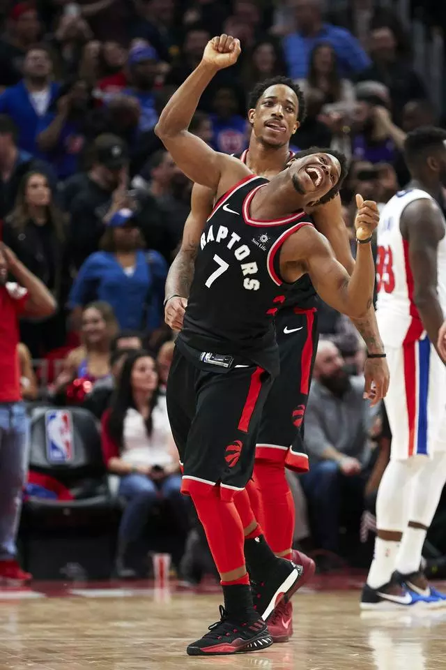 出和坚定的 出和坚定的