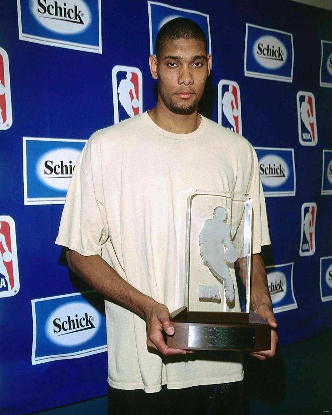 须握在手里 须握在手里